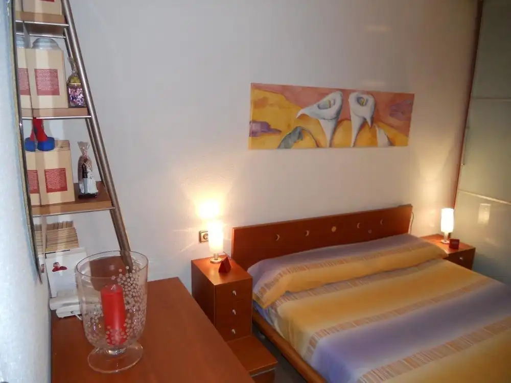 Habitación de Apartamento en venta en Xirivella con Aire acondicionado y Balcón