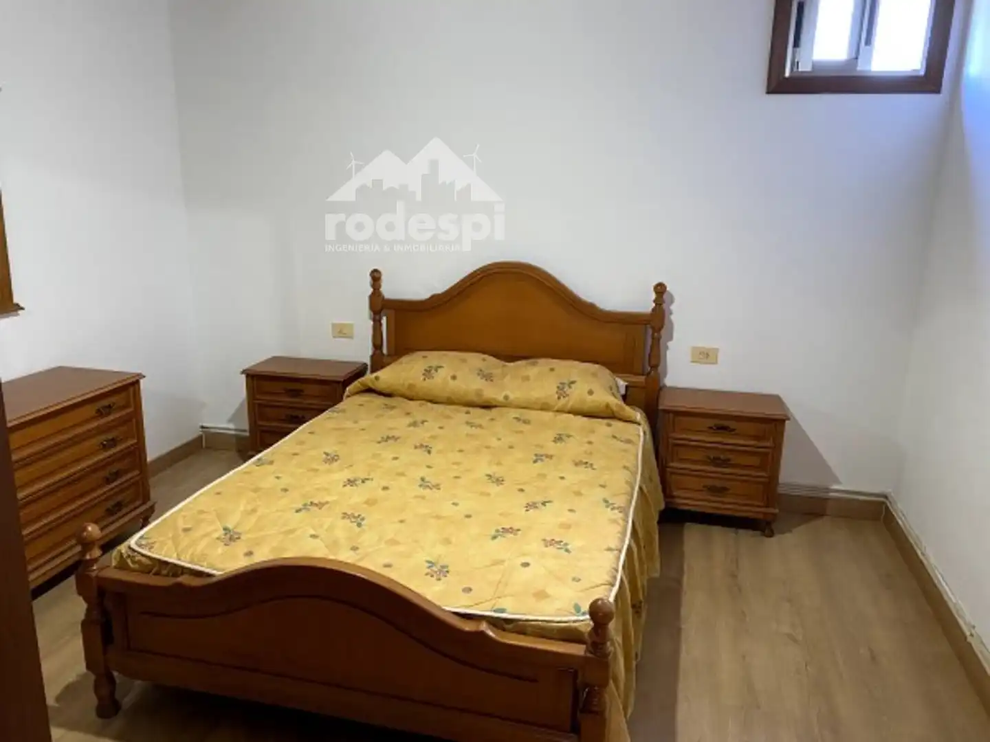 Schlafzimmer von Wohnung zur Miete in Arbo mit Heizung, Abstellraum und Möbliert