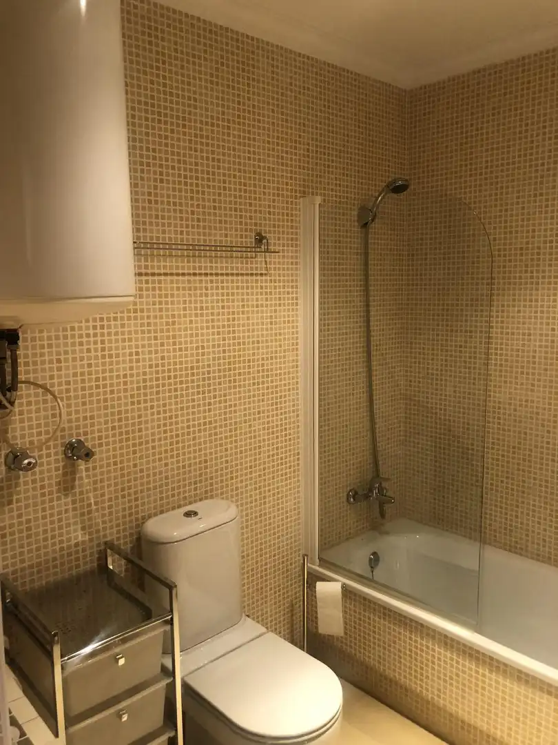 Baño de Piso en venta en Hellín con Aire acondicionado, Calefacción y Trastero