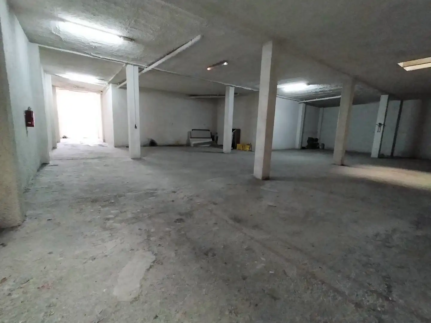 Business premises to rent in Carrer Reis Catòlics 44, imagen 4