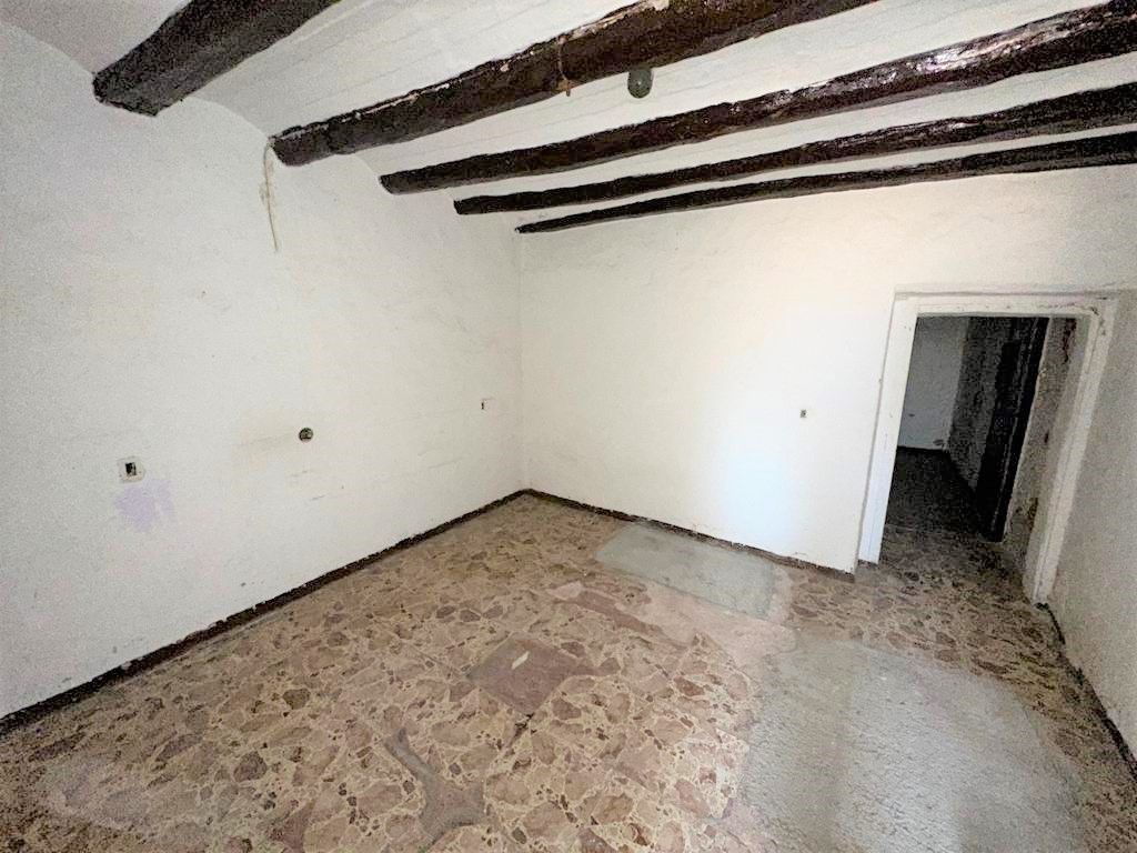 Single-family semi-detached for sale in Dalt, Olesa de Montserrat