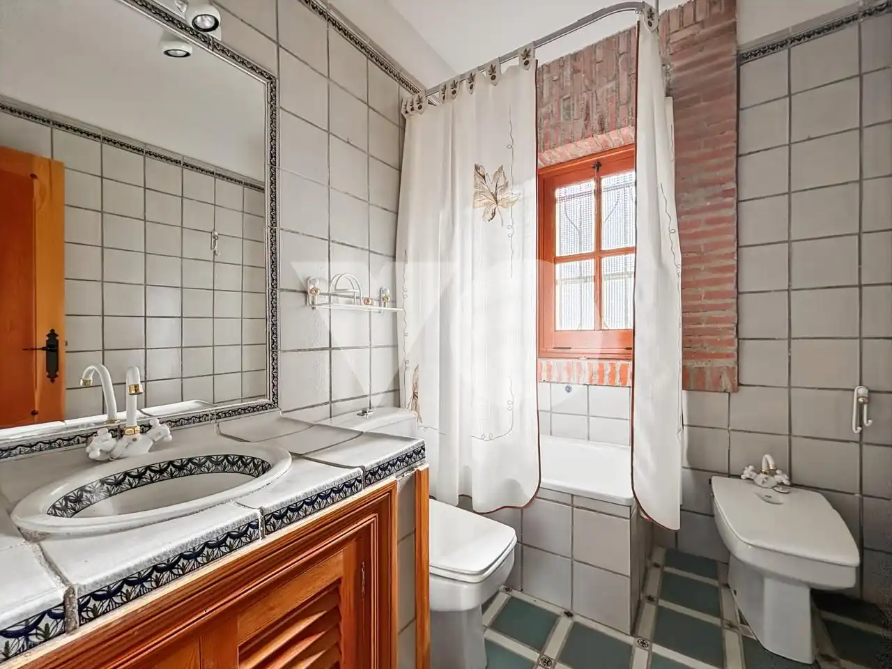 Baño de Finca rústica en venta en Valdemorillo con Calefacción y Jardín privado