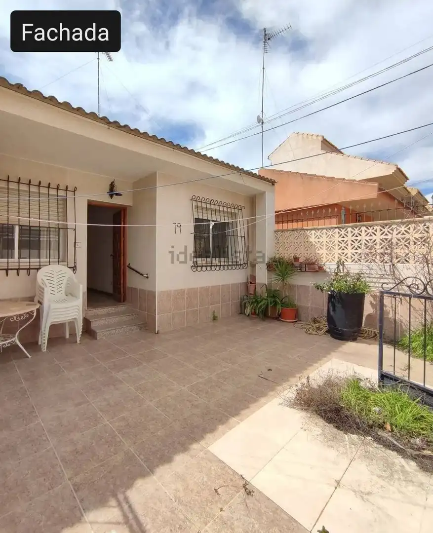 Vista exterior de Finca rústica en venta en San Pedro del Pinatar con Aire acondicionado y Terraza