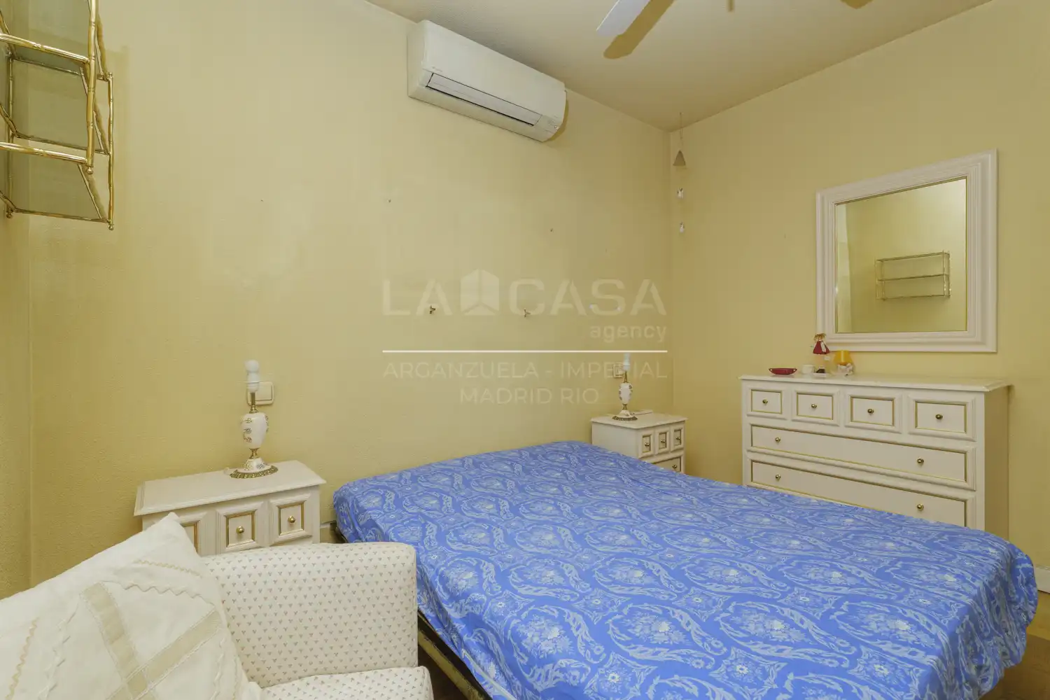 Habitación de Piso en venta en Madrid con Calefacción y Terraza
