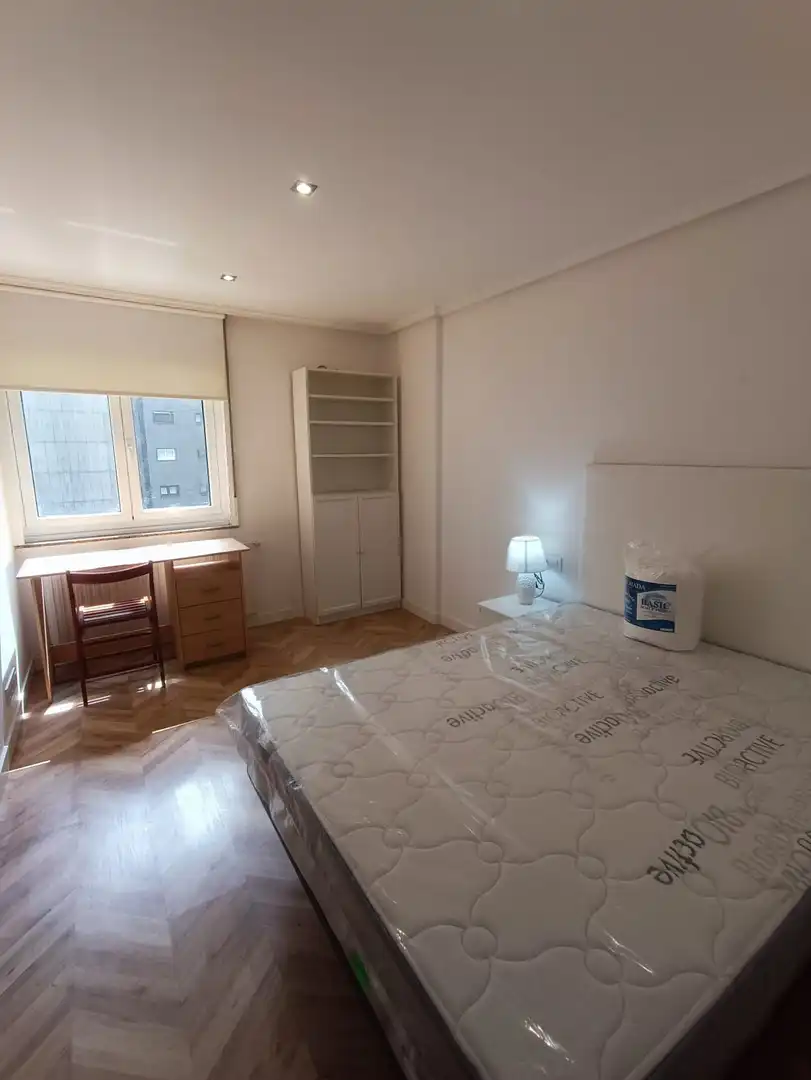 Apartamento de alquiler en Cuatro Caminos - Plaza de la Cubela