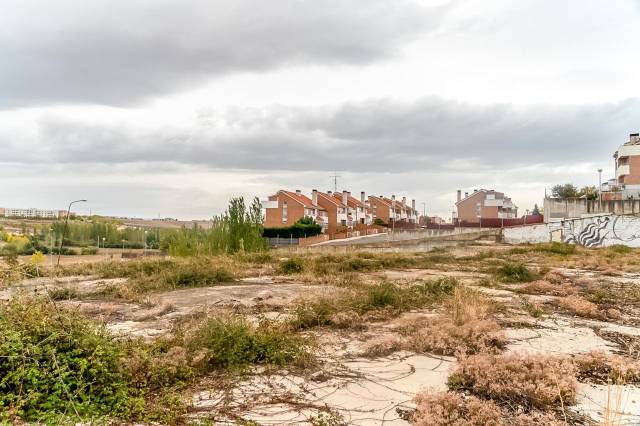 Terreno residencial en Venta en Calle Ramón de Mesonero Romanos en Vistahermosa