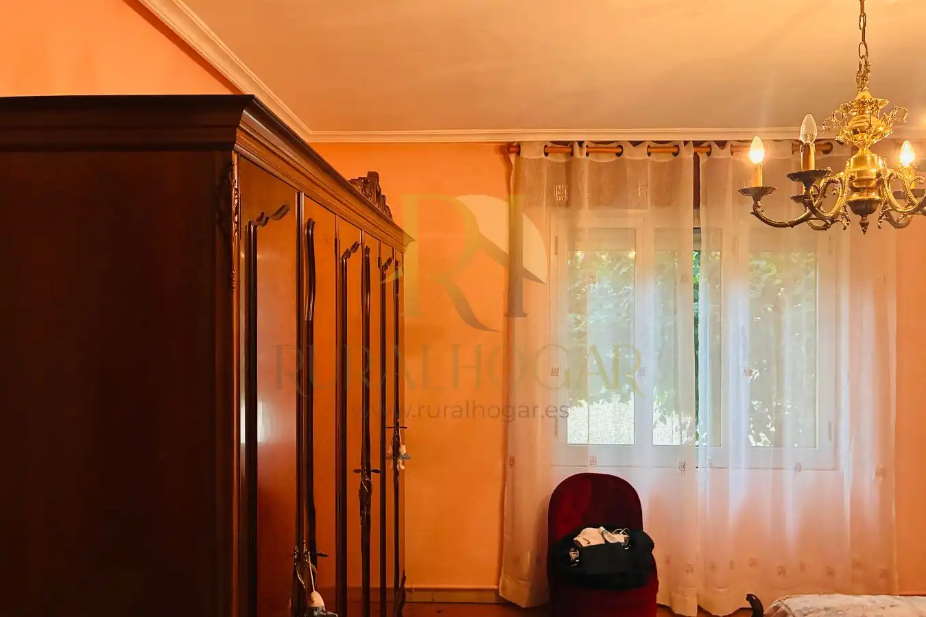 Habitación de Casa o chalet en venta en Cuadros con Calefacción y Jardín privado