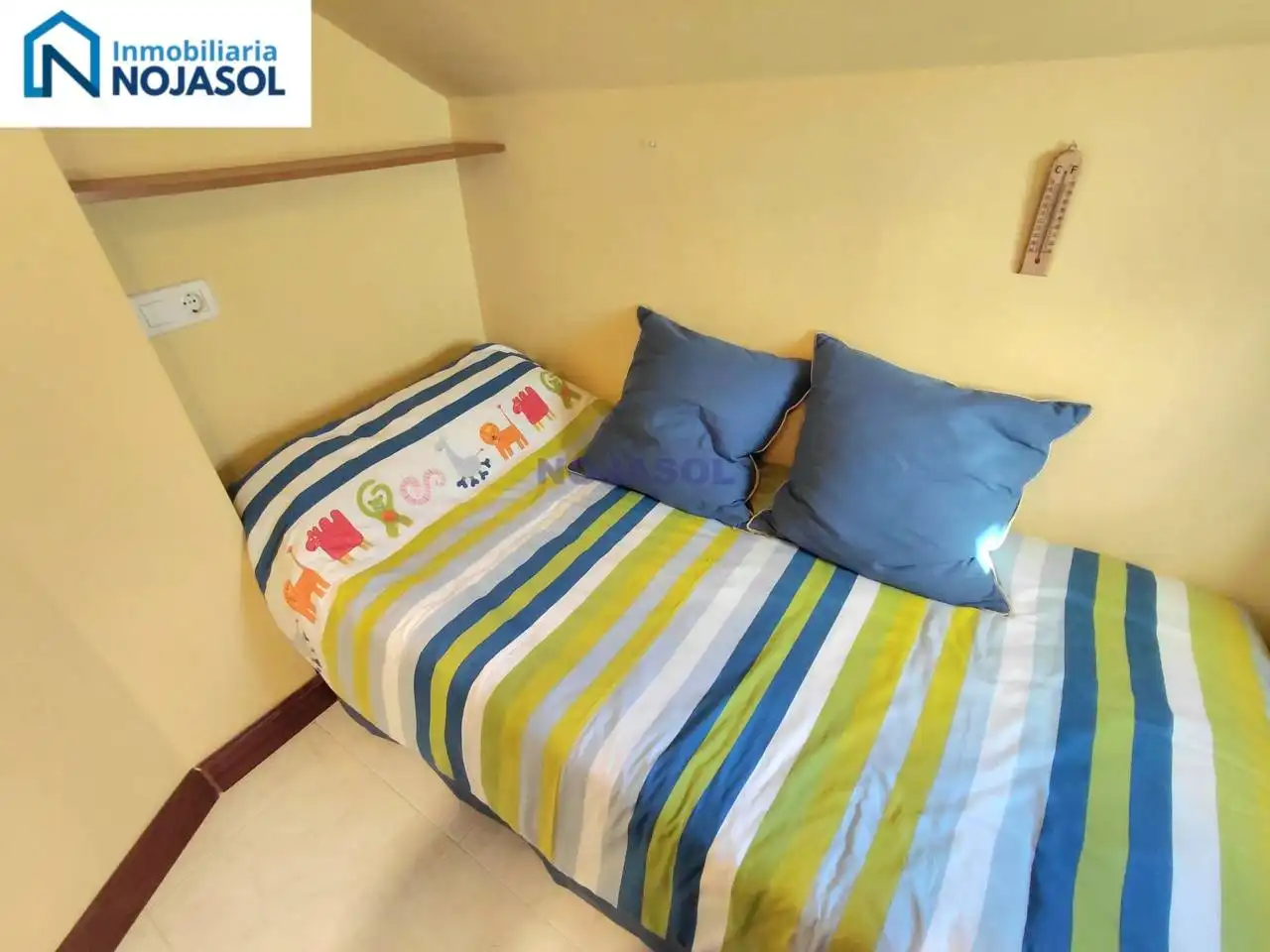 Habitación de Apartamento en venta en Ris