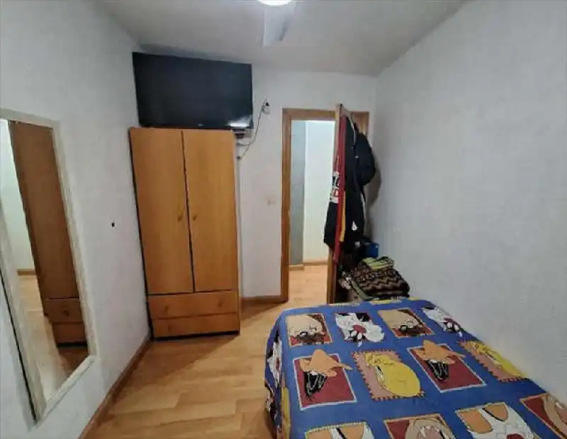 Habitación de Piso en venta en Elda