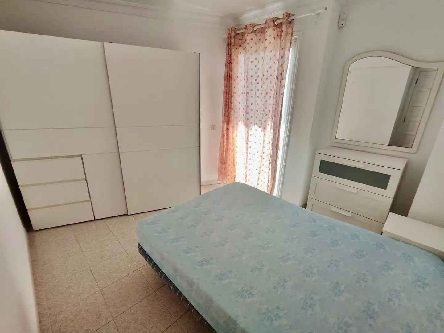 Habitación de Piso en venta en Guía de Isora con Amueblado