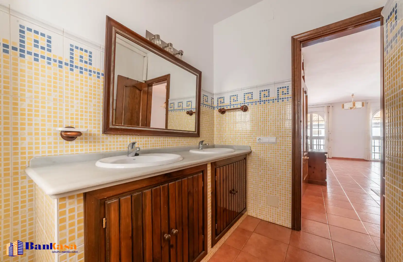 Bany de Casa adosada en venda en Pizarra amb Aire condicionat, Terrassa i Traster