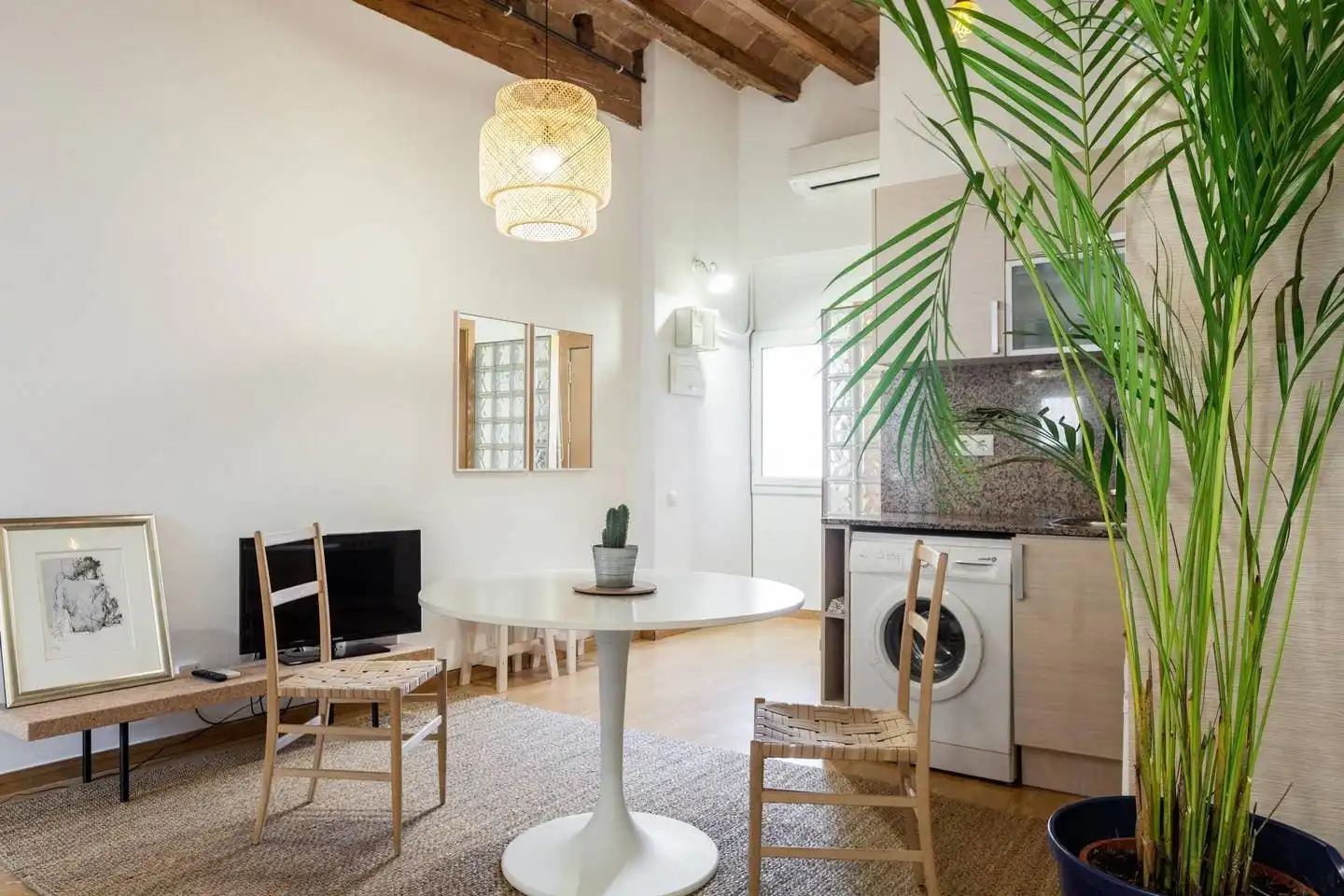 Piso con terraza en venta en Ciutat Vella