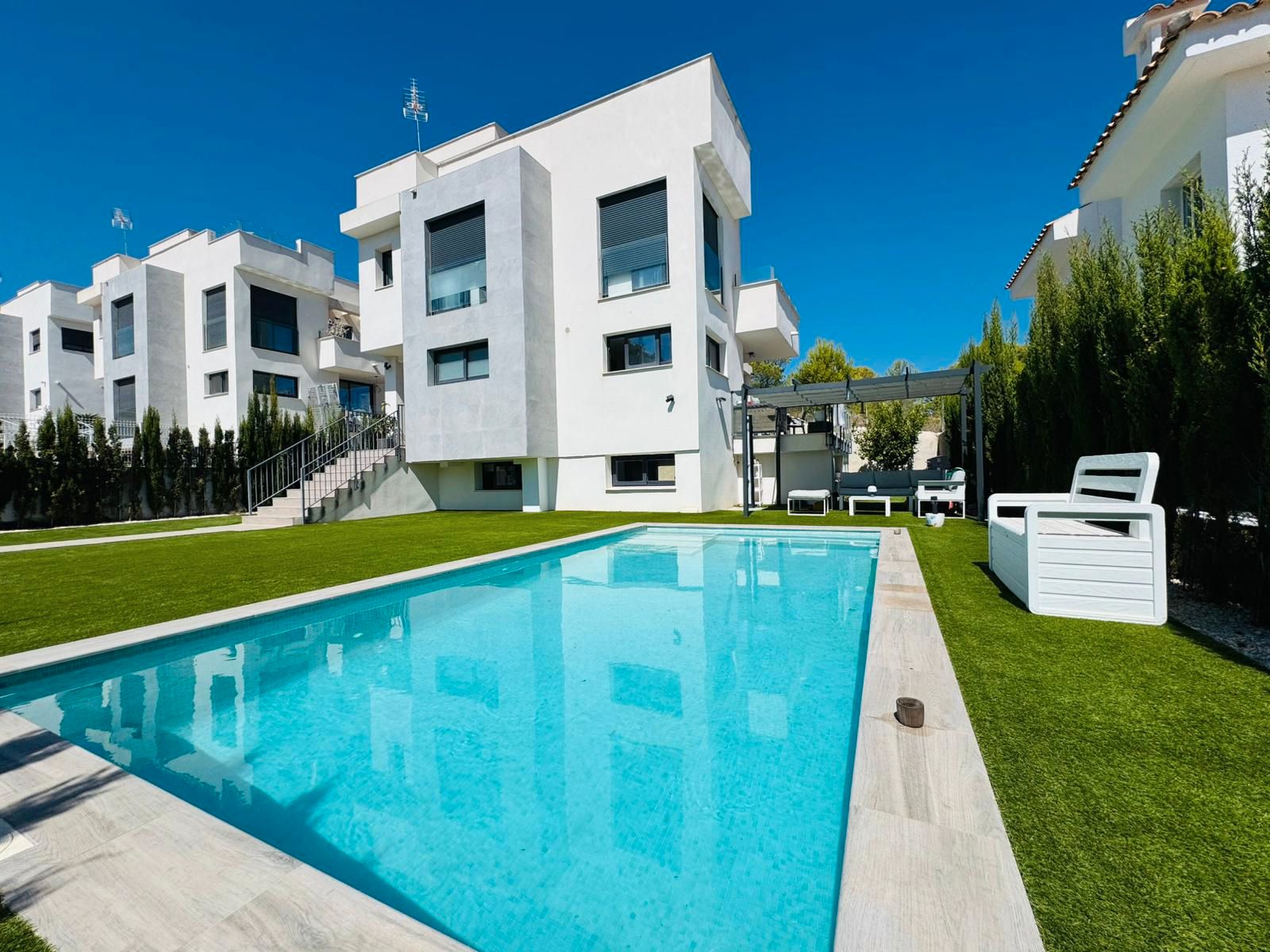 Piscina de Casa o xalet en venda en Polop amb Jardí privat, Piscina i Forn