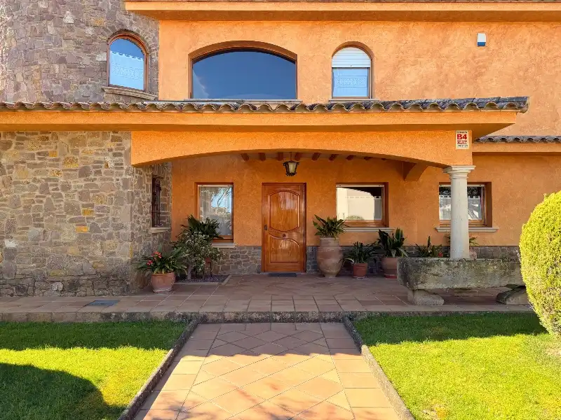 Exterior view of Houses for sale in Mont-ras  with Air Conditioner, Heating and Private garden
