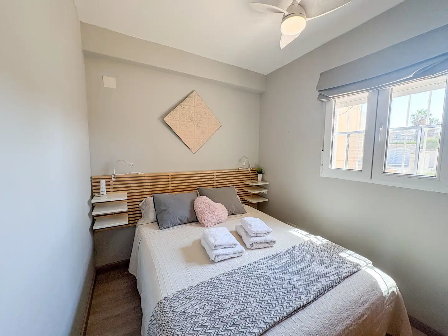 Habitación de Piso de alquiler en Torrevieja con Aire acondicionado, Calefacción y Terraza