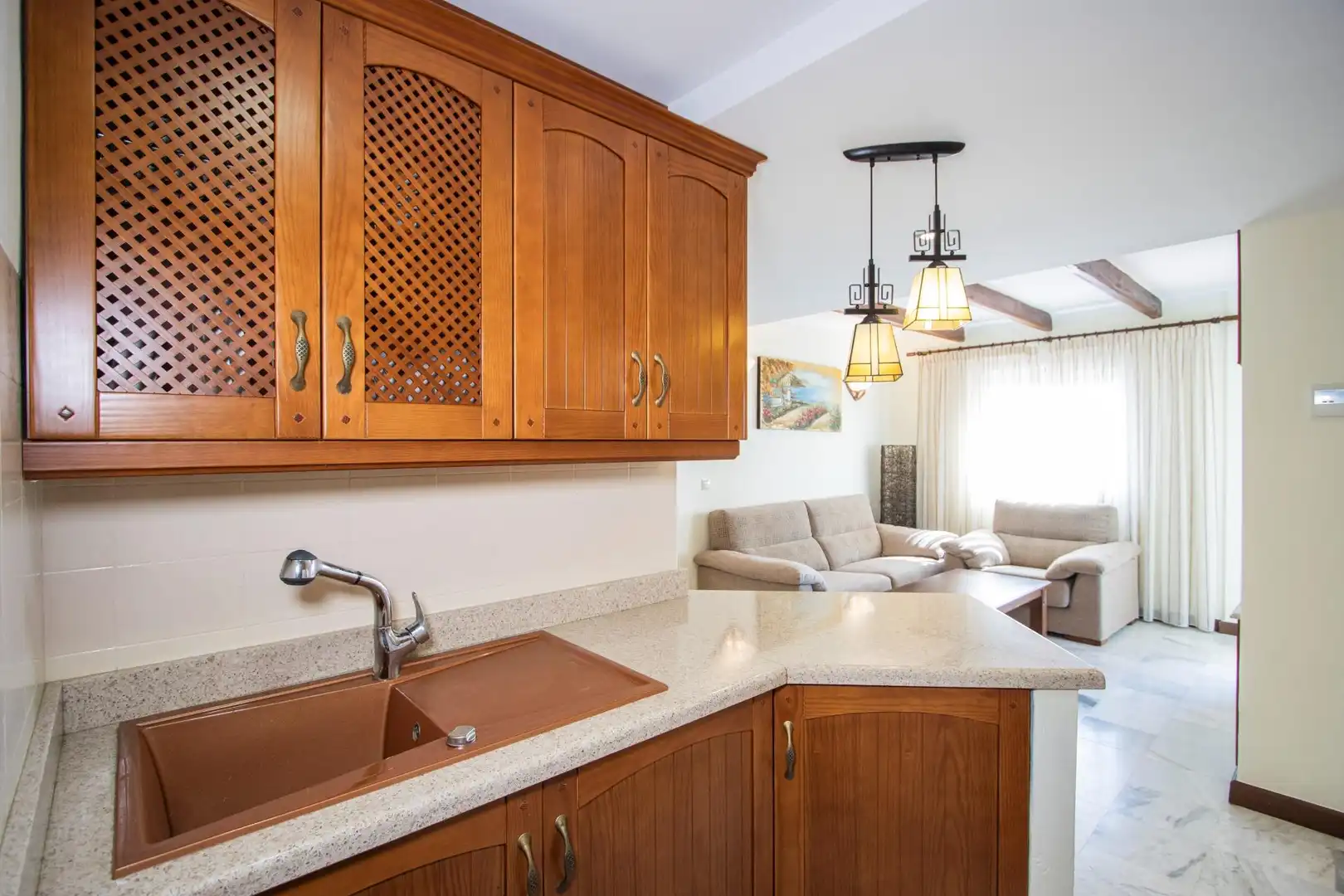 Cuina de Apartament en venda en Torrevieja amb Jardí privat, Terrassa i Balcó