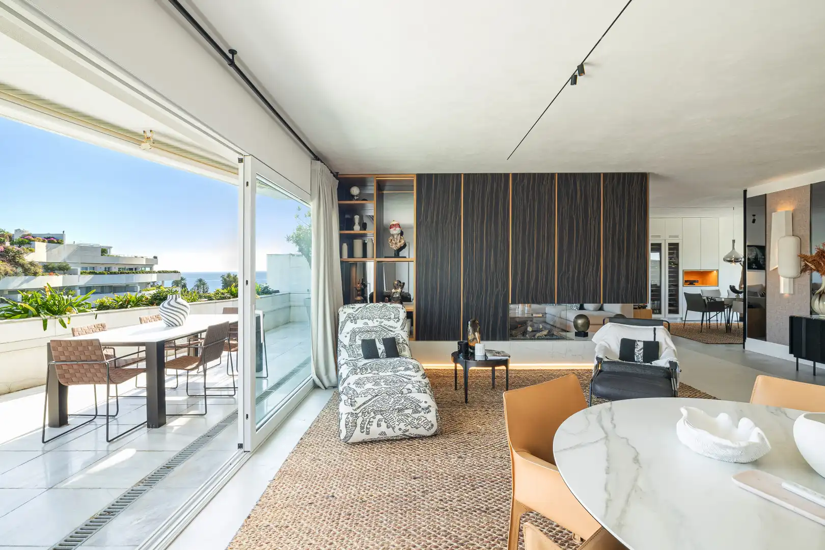 Sala de estar de Ático en venta en Nueva Andalucía