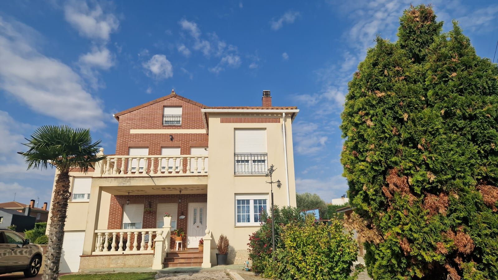 Vista exterior de Casa o xalet en venda en Villalobón amb Aire condicionat, Calefacció i Terrassa