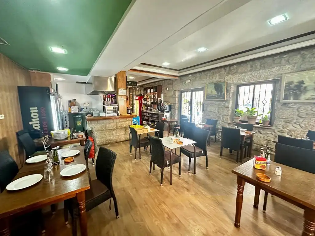 Edificio en venta en Manzanares El Real