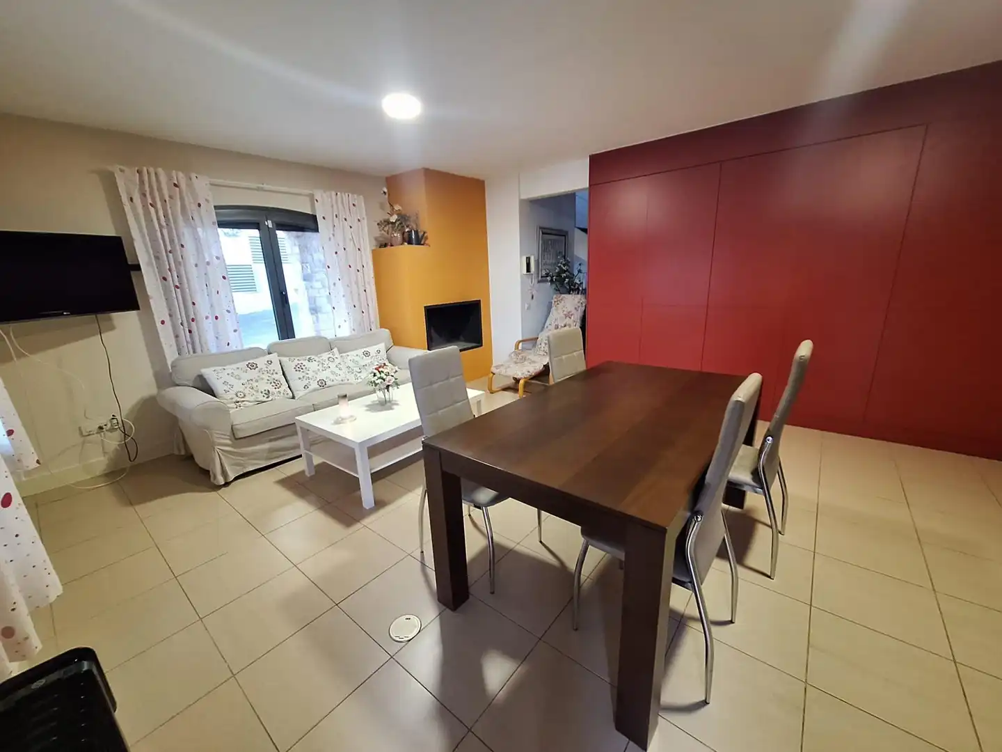 Living room of Houses for sale in Castellar del Vallès  with Air Conditioner, Heating and Private garden