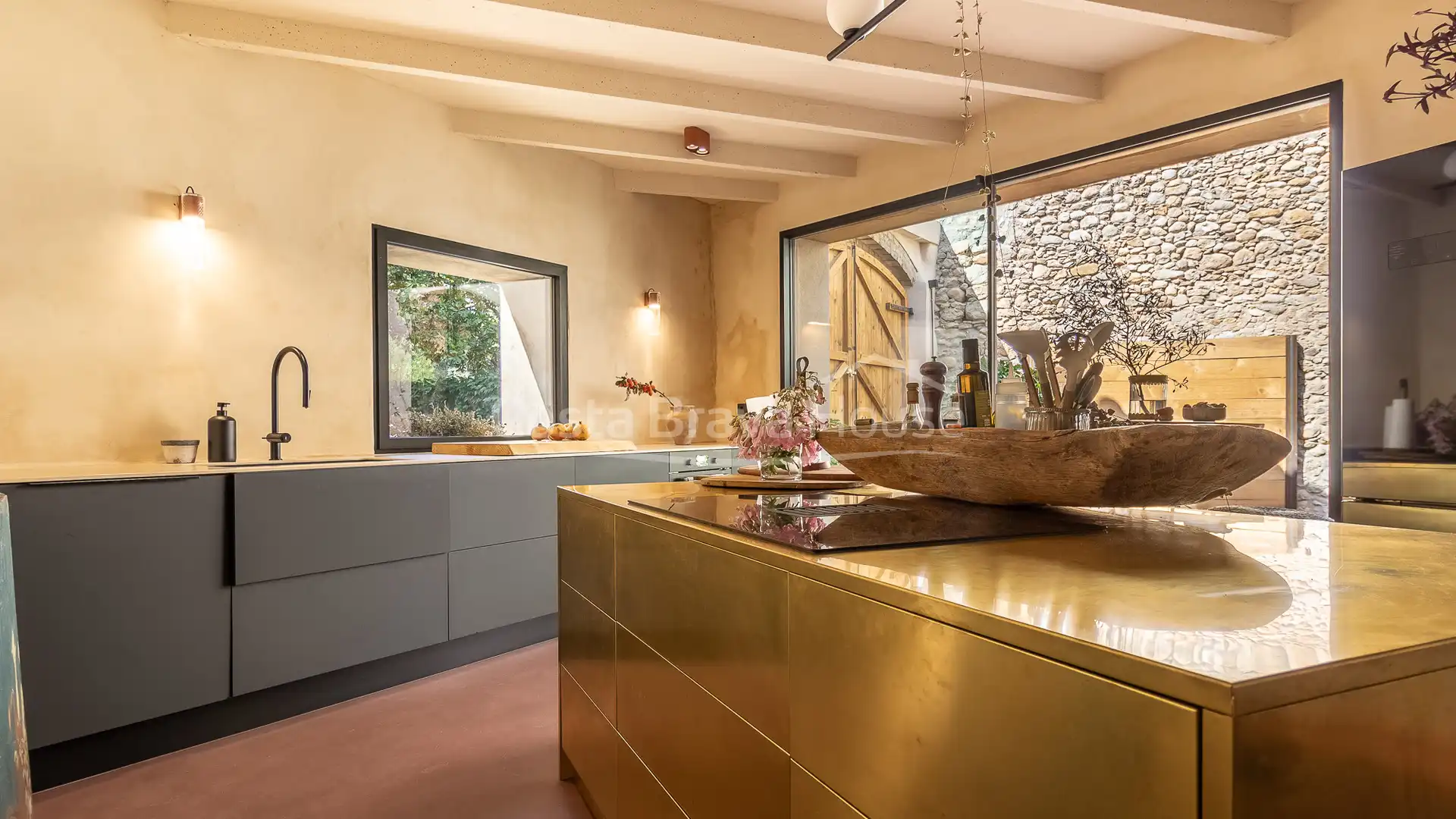 Küche von Country house zum Verkauf in Ventalló mit Klimaanlage, Heizung und Privatgarten