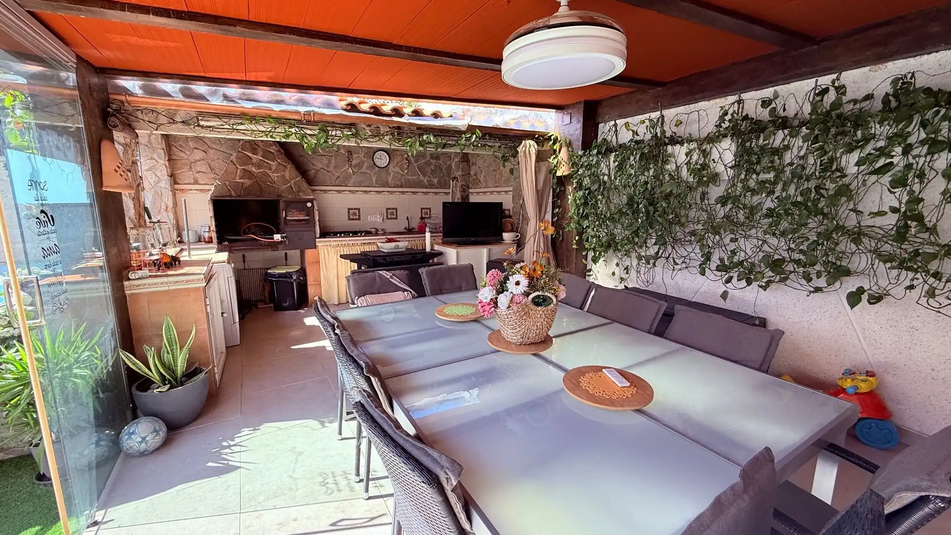 Terrace of Detached homes for sale in La Nucia  with Air Conditioner, Heating and Private garden
