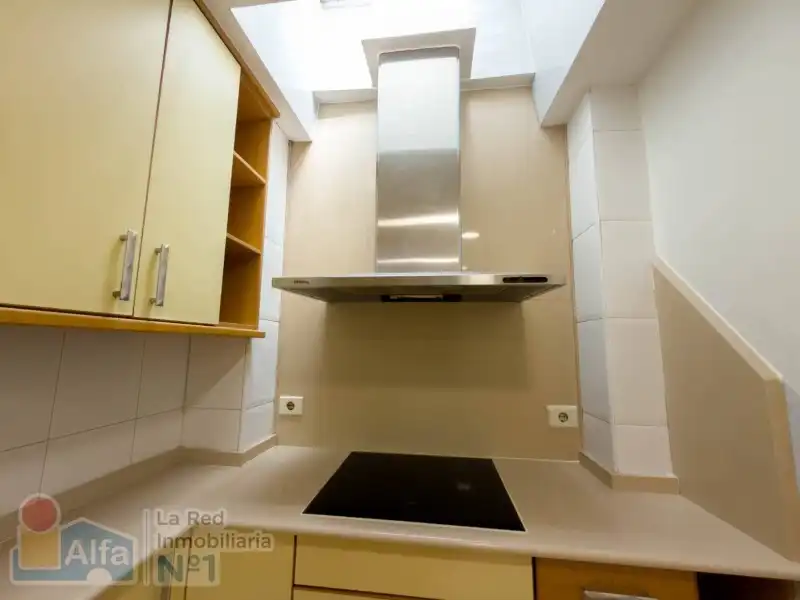 Cocina de Casa adosada en venta en Vigo  con Calefacción, Jardín privado y Amueblado