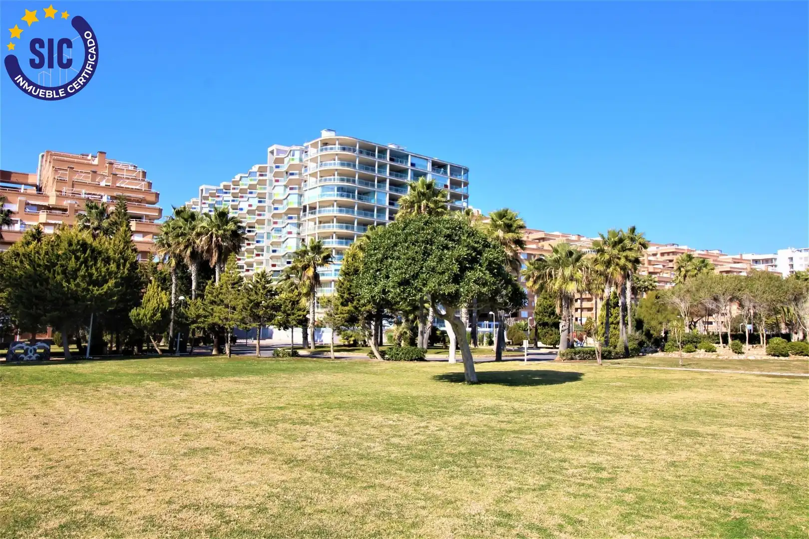 Vista exterior de Apartament en venda en Oropesa del Mar / Orpesa amb Aire condicionat, Jardí privat i Terrassa