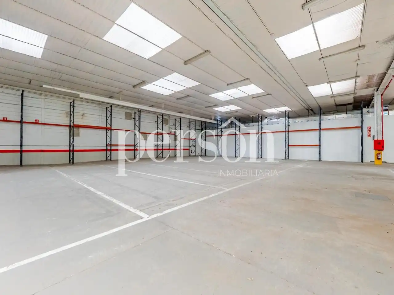 Industrial building to rent in Fuente del Jarro, imagen 48
