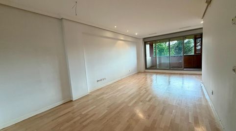 Photo 5 of Flat for sale in Calle Calle Bahía de Alicante, Corralejos - Campo de las Naciones, Madrid Capital