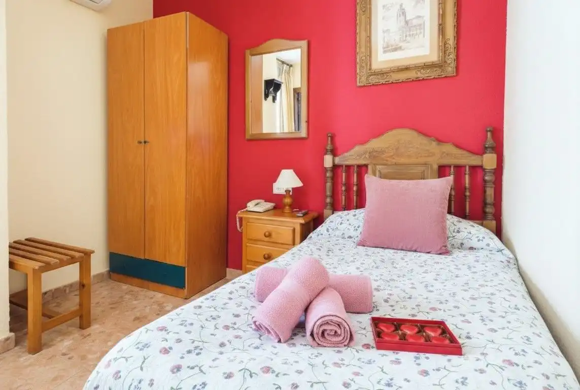 Bedroom of Buildings for sale in Ronda