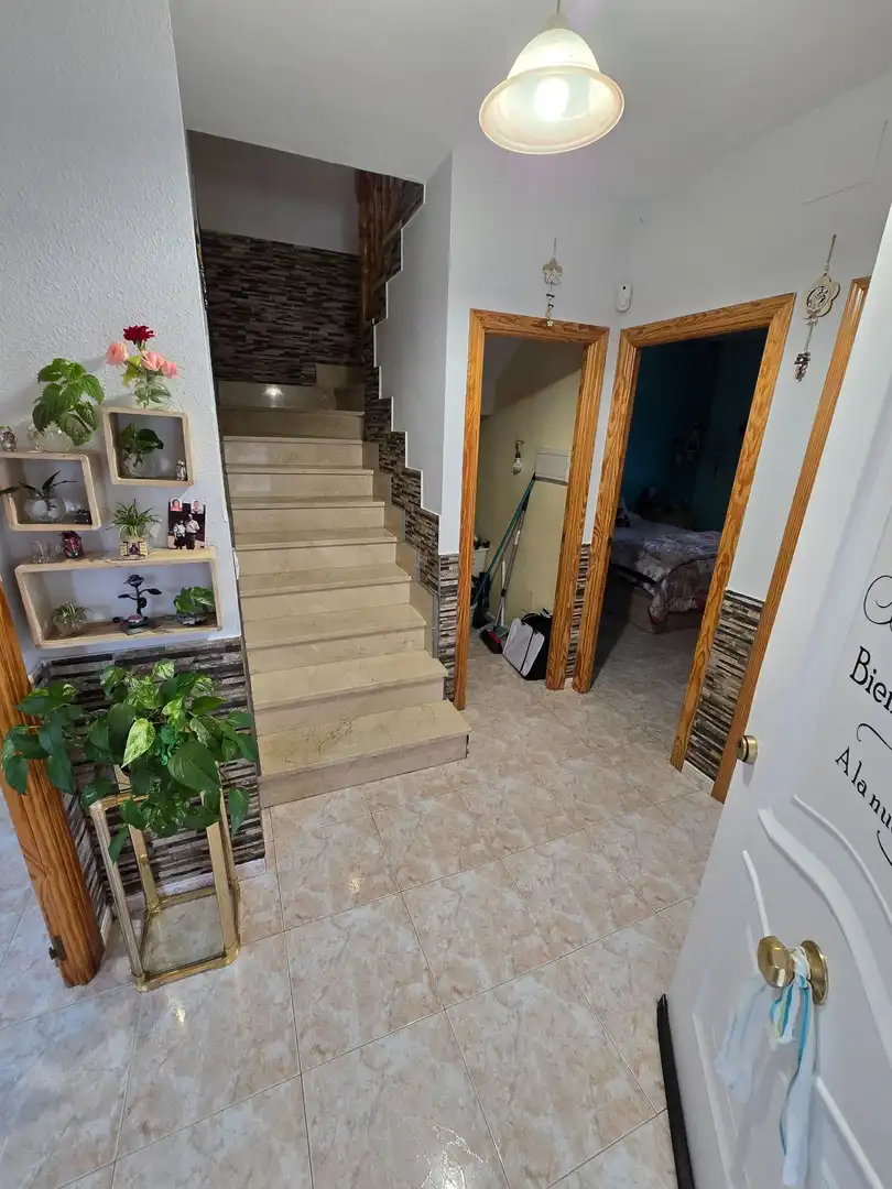 Casa amb piscina en venda a Yuncler, imagen 5