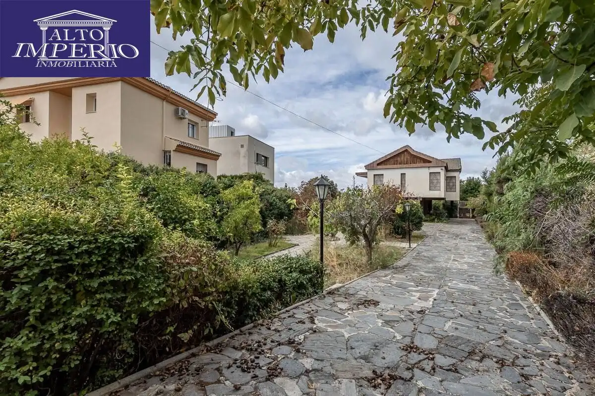 Casa con terrazza in vendita a Avenida HUETOR VEGA, imagen 31