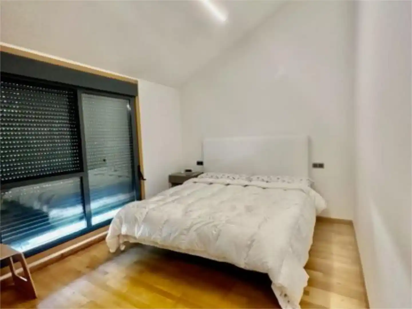 Schlafzimmer von Wohnung zur Miete in Vilagarcía de Arousa mit Klimaanlage, Schwimmbad und Balkon
