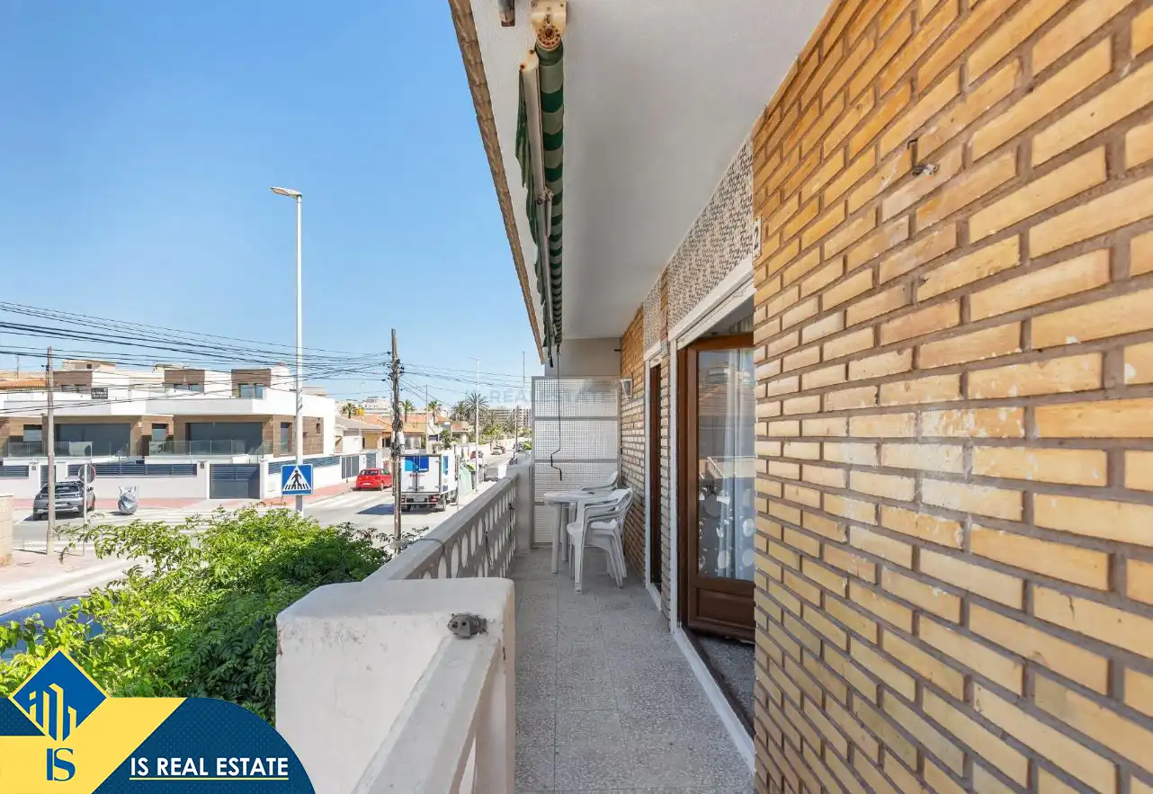 Balcony of Houses for sale in Torrevieja  with Air Conditioner, Heating and Terrace