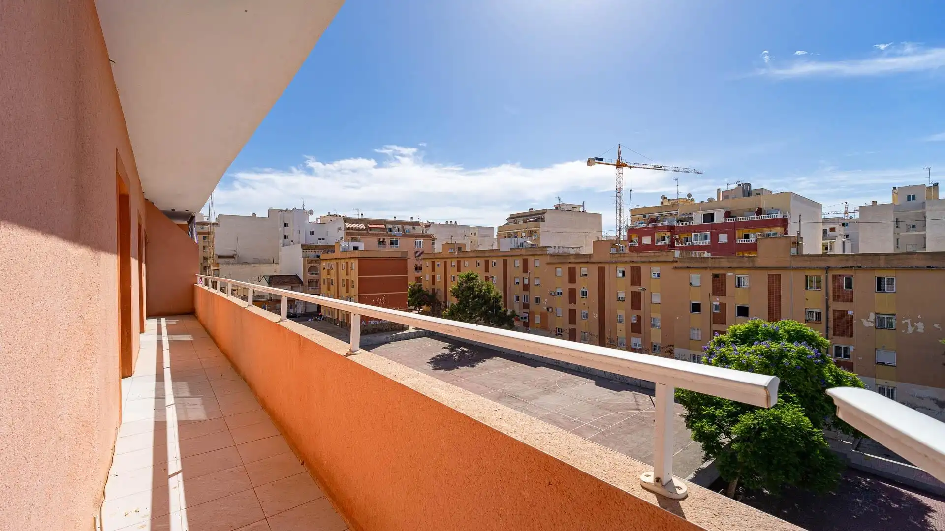 Vista exterior de Apartamento en venta en Torrevieja con Balcón
