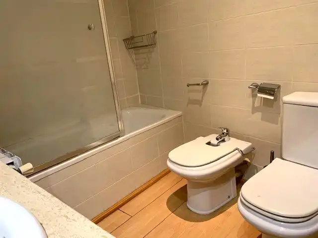 Baño de Piso en venta en Badalona con Aire acondicionado, Calefacción y Parquet