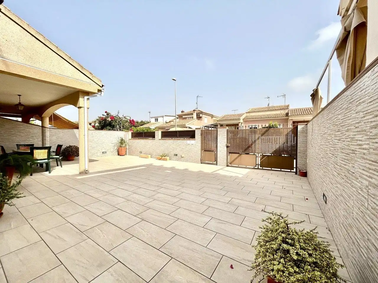 Terraza de Casa adosada en venta en Pilar de la Horadada con Jardín privado y Terraza