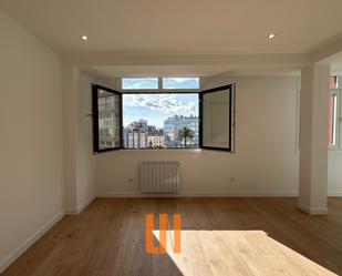 Bedroom of Flat to rent in A Coruña Capital   with Heating, Parquet flooring and Oven