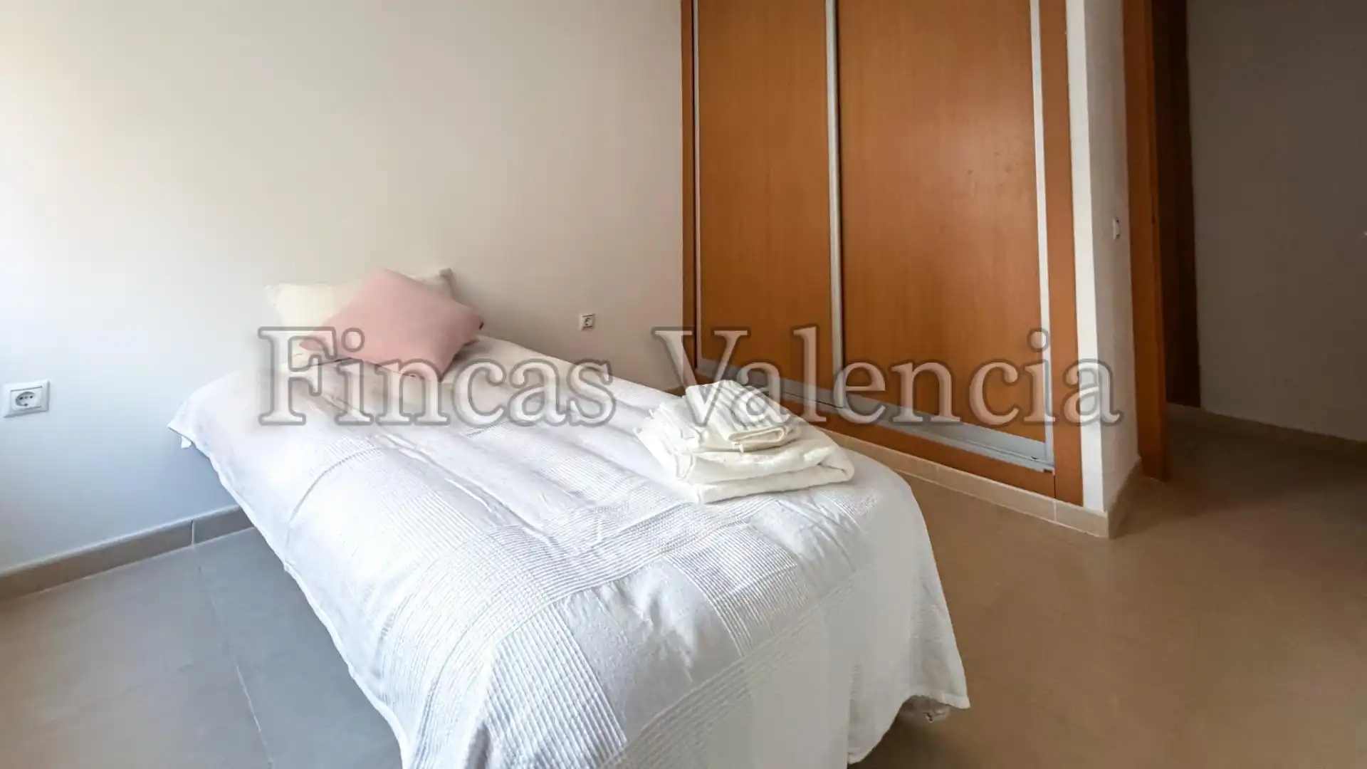 Schlafzimmer von Wohnungen zum Verkauf in Moncofa mit Abstellraum und Alarm