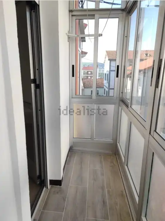 Terrassa de Casa o xalet en venda en Ourense Capital  amb Calefacció, Jardí privat i Moblat