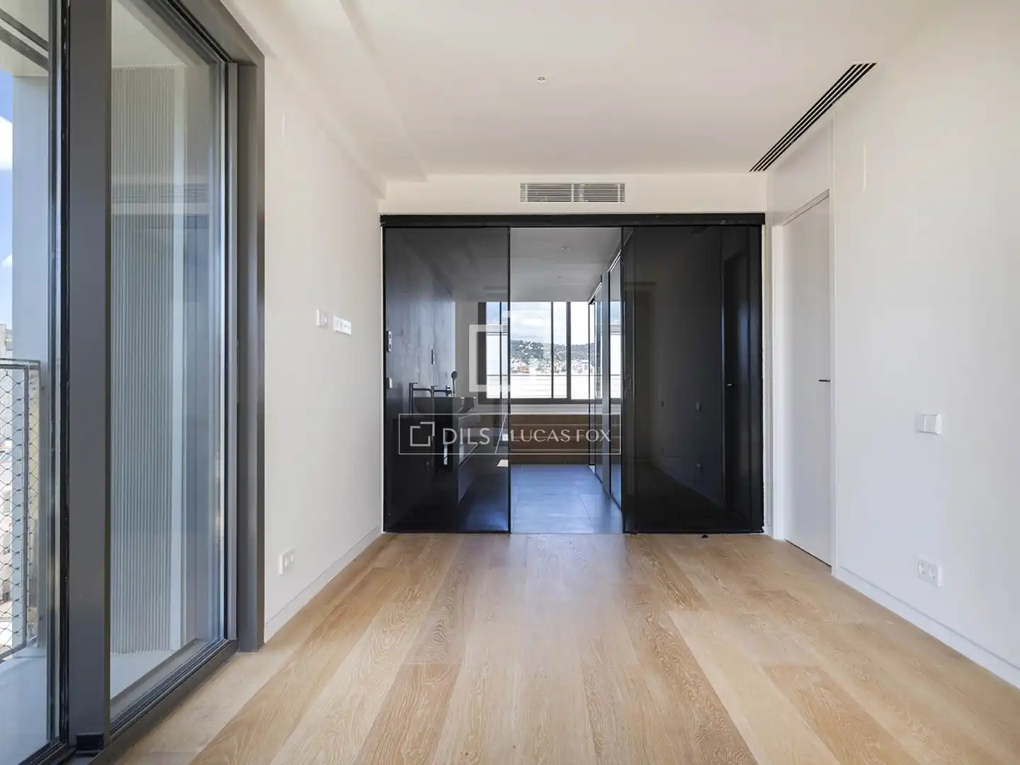 Attic for sale in Barcelona  with Air Conditioner, Terrace and Swimming Pool