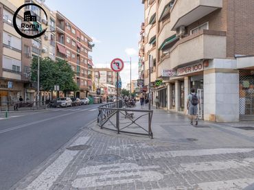Appartamento con balcone in vendita a Zaidín