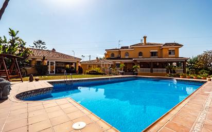 Piscina de Casa o xalet en venda en Rincón de la Victoria amb Terrassa i Piscina