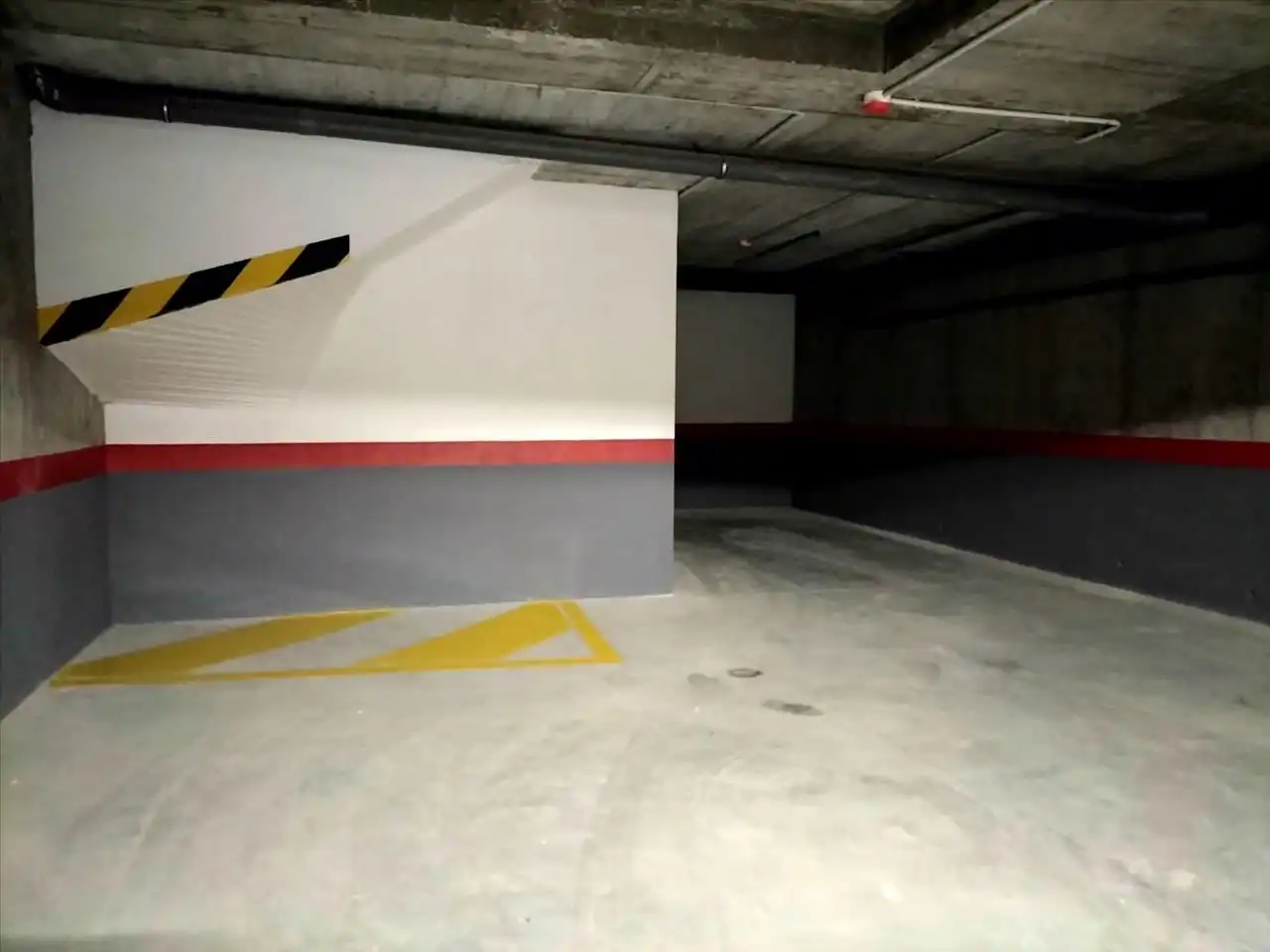 Parking de Casa o chalet en venta en Arroyo de la Encomienda con Jardín privado y Piscina