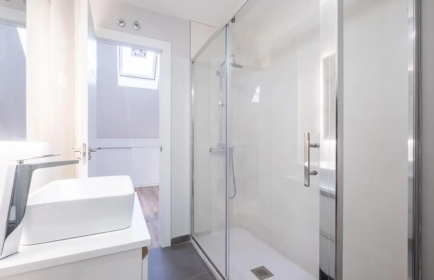 Baño de Ático en venta en Madrid con Aire acondicionado, Calefacción y Terraza