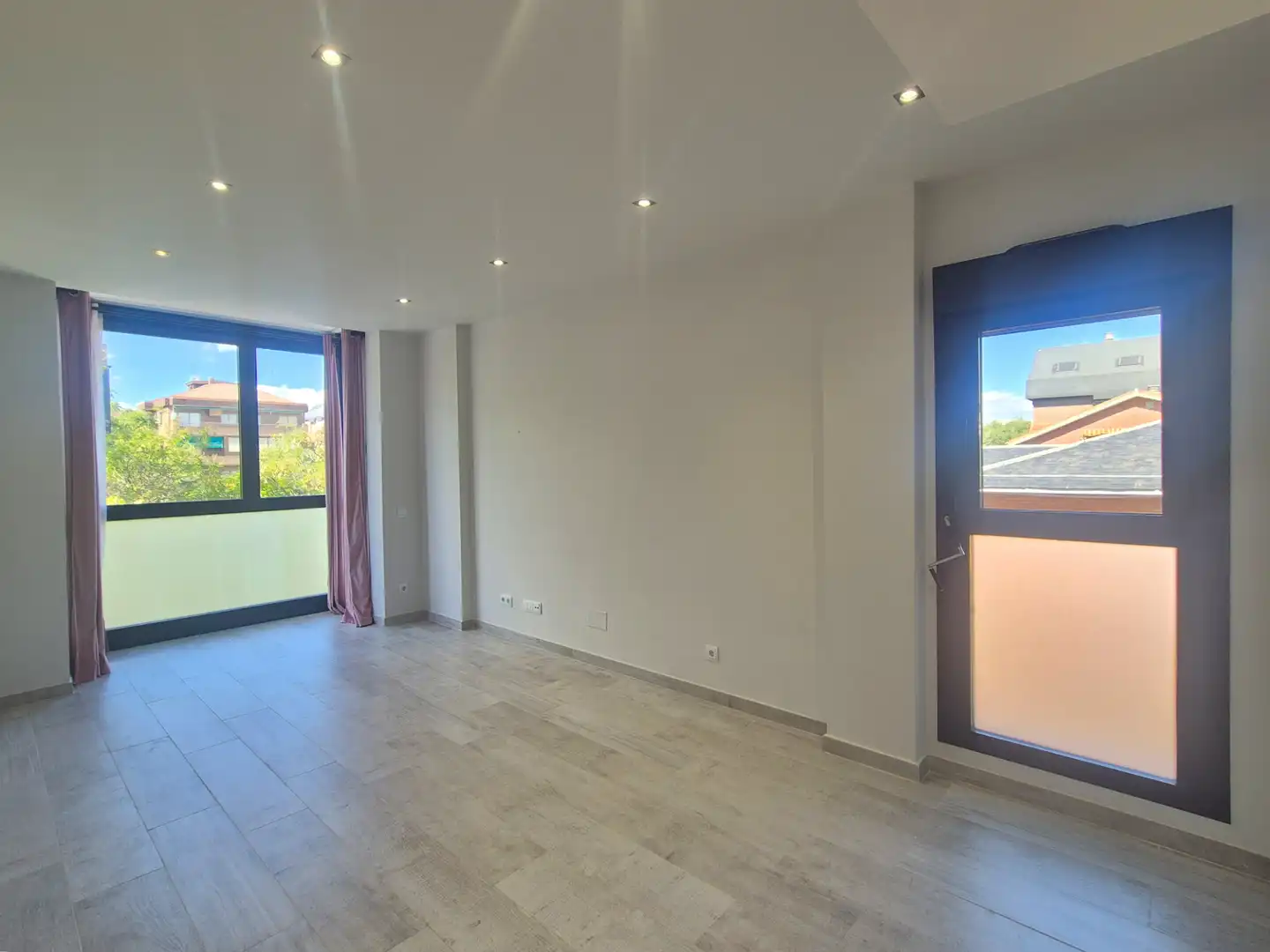Apartament amb piscina de lloguer a Calle de Protasio Gómez, imagen 2