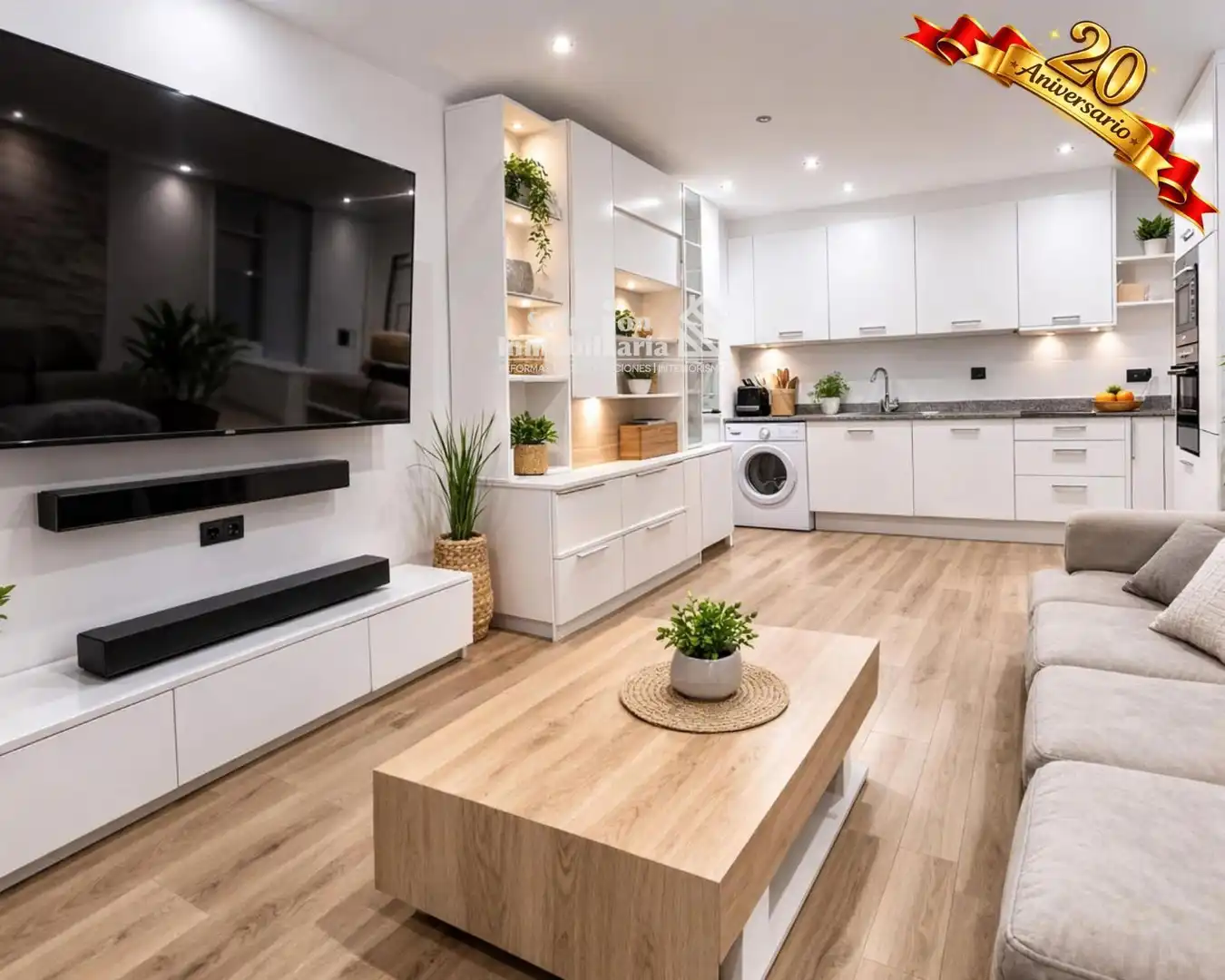 Sala d'estar de Pis en venda en Salamanca Capital amb Aire condicionat, Calefacció i Moblat