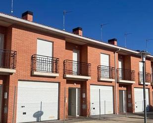 Exterior view of Single-family semi-detached for sale in Mucientes  with Heating and Terrace