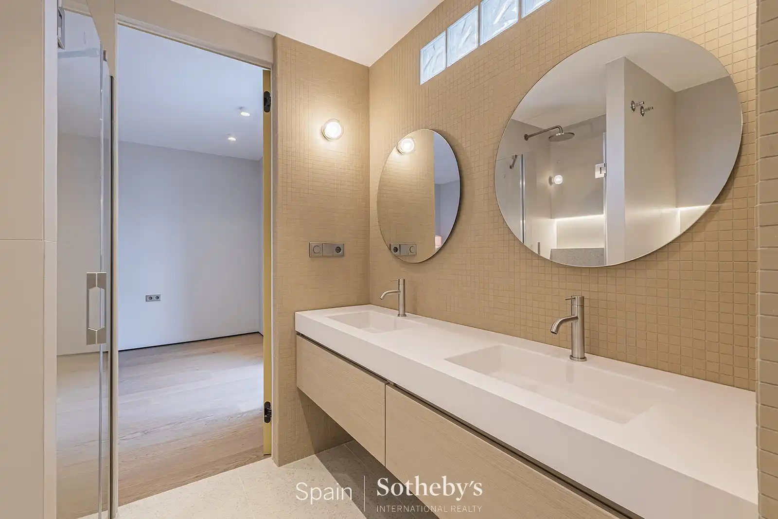 Apartamento con piscina en venta en Les Corts, imagen 18